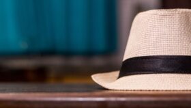頭が大きいと帽子は似合わない？小顔効果のある帽子で夏のおしゃれを楽しむポイント